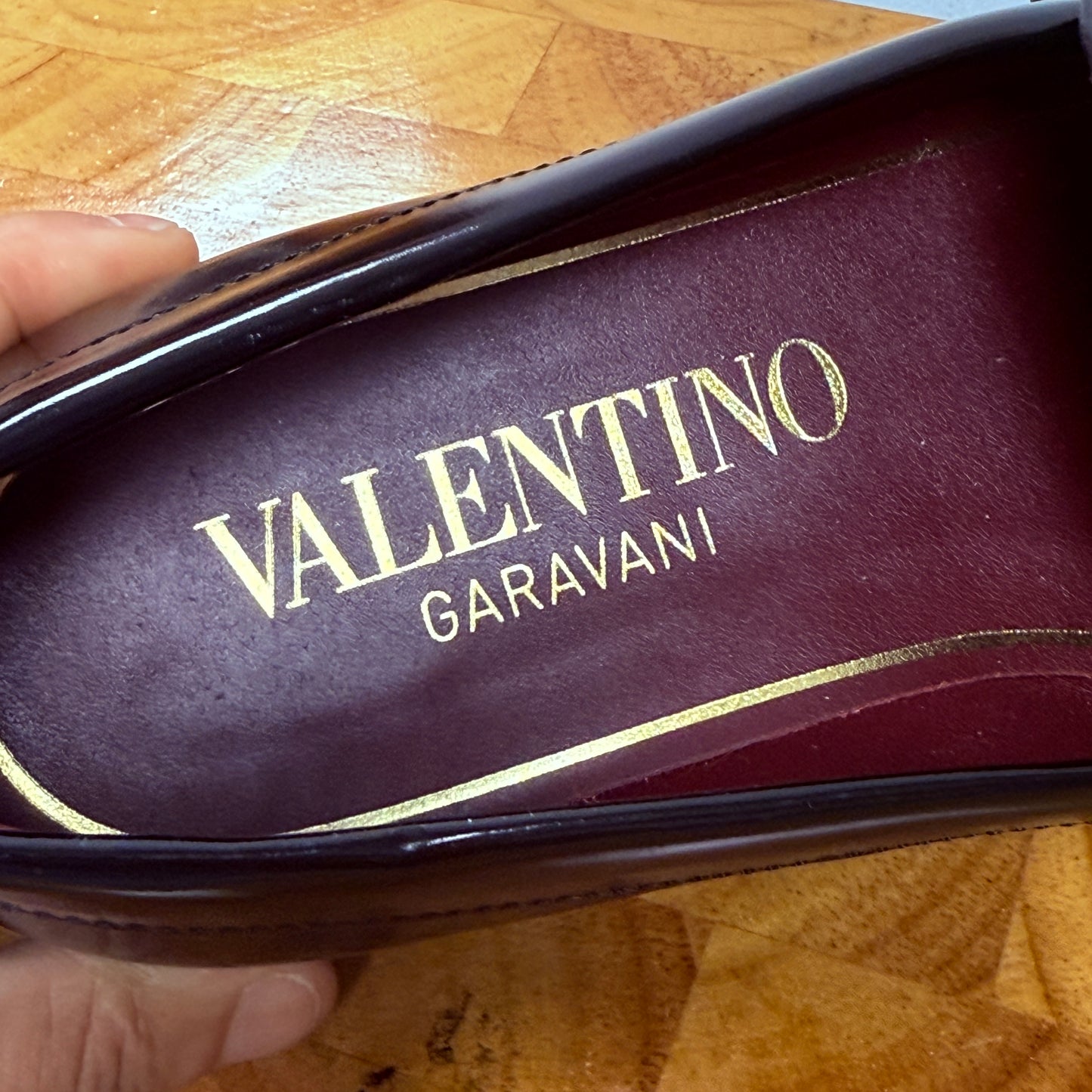 VALENTINO GARAVANI Black Leather Loafer Flats Size 37.5 (US 7/7.5)
