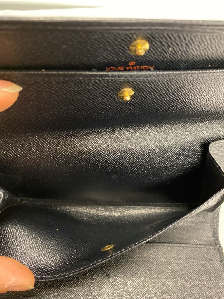 Vintage Louis Vuitton Black Epi Sarah Wallet