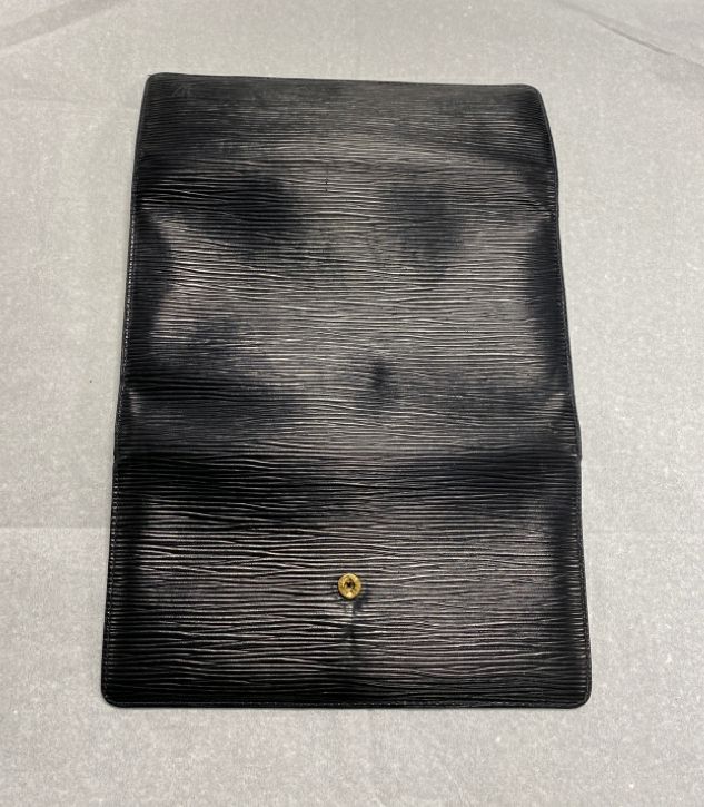 Vintage Louis Vuitton Black Epi Sarah Wallet