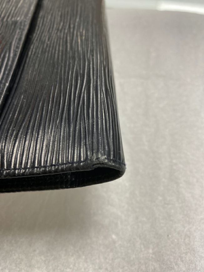 Vintage Louis Vuitton Black Epi Sarah Wallet