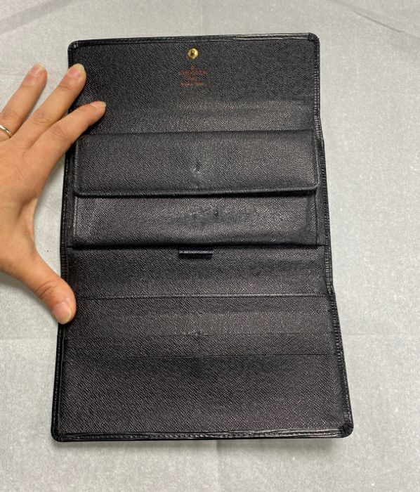 Vintage Louis Vuitton Black Epi Sarah Wallet