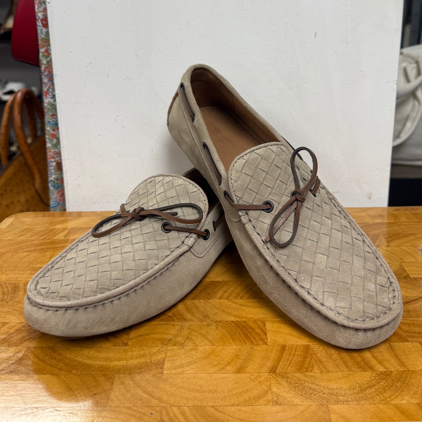MEN'S Bottega Veneta Greige Woven Suede Moccasins Loafers Size 43.5 US 10.5