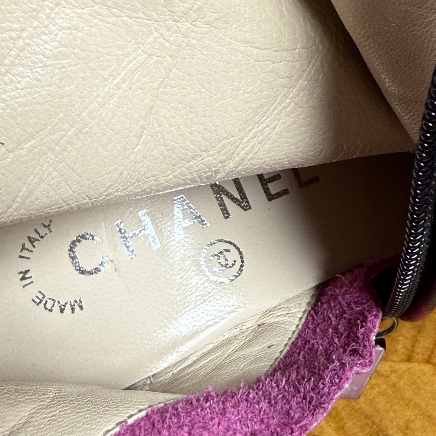 CHANEL Vintage Logo CC Leather Cap Toe Boots Size 37.5