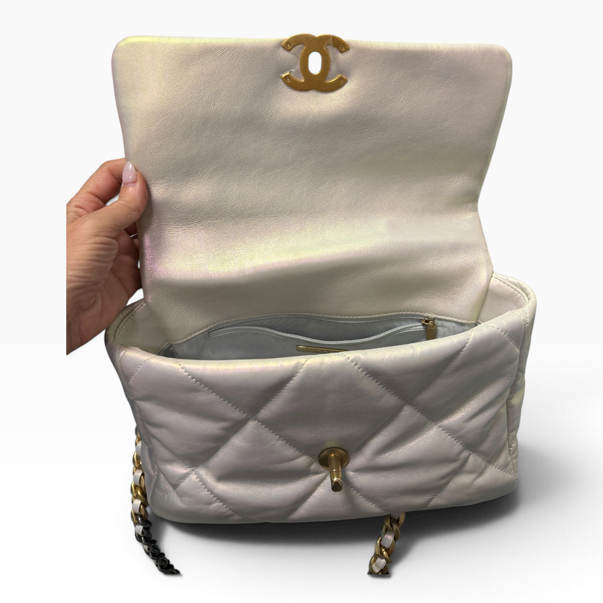 Chanel Large 19 Flap Bag (Ivory)