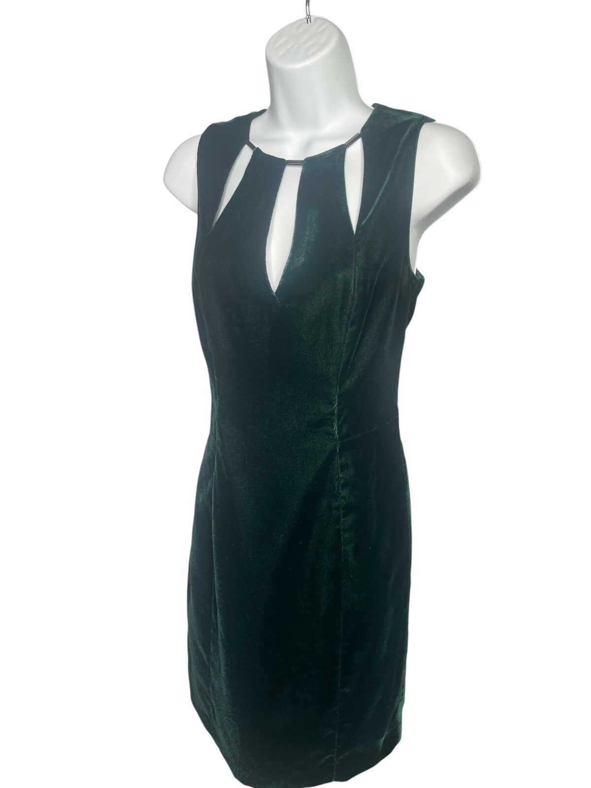 Elie Tahari Jemra Sleeveless Velvet Sheath Dress