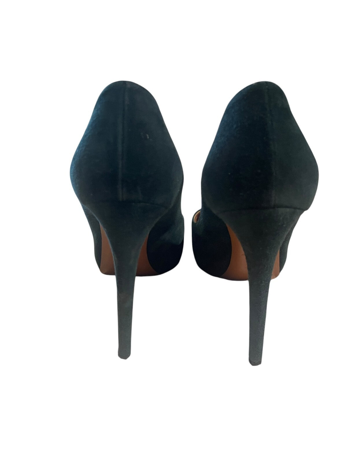 Classic Alaïa suede pumps