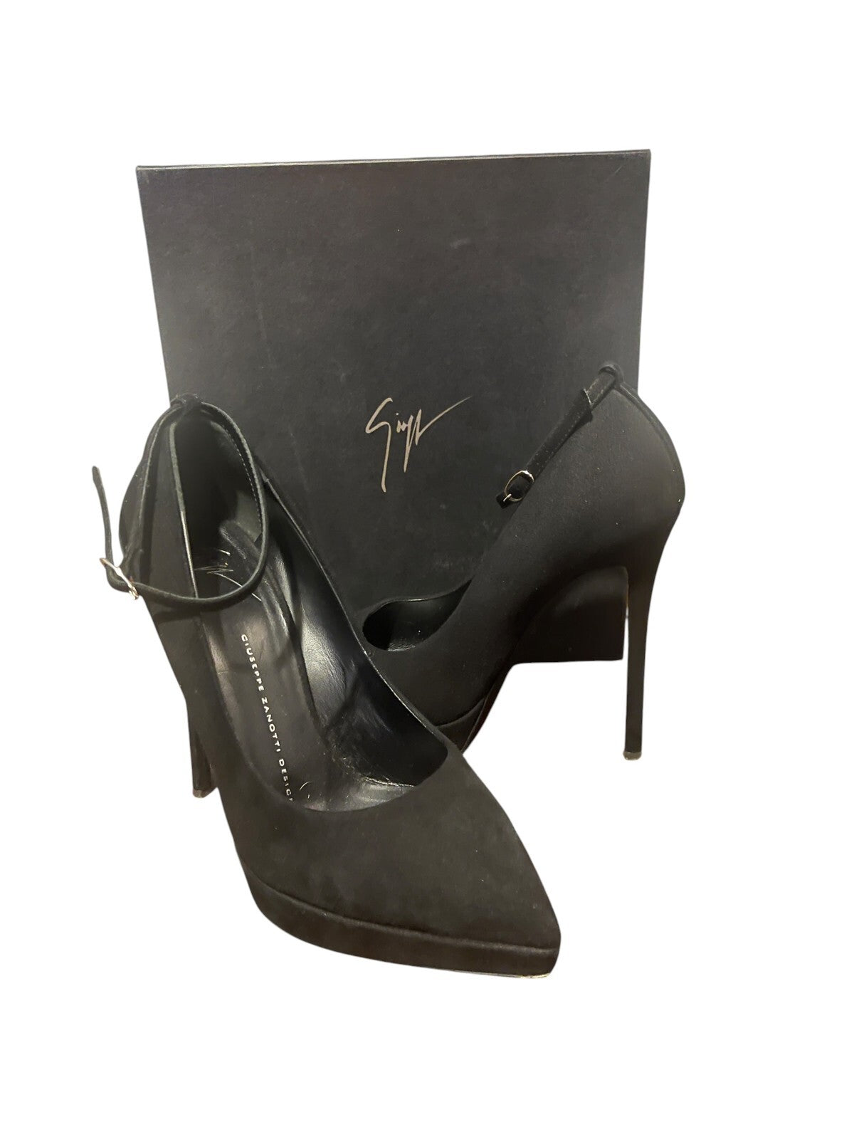 Giuseppe Zanotti Suede Shoes - size 38.5