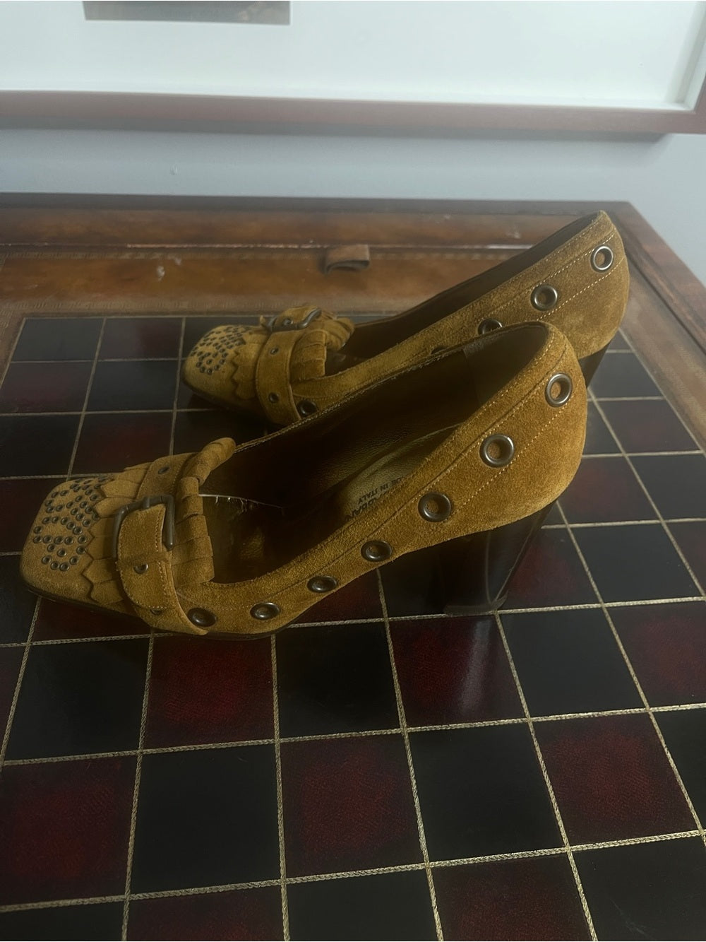 Dolce & Gabbana vintage suede pumps