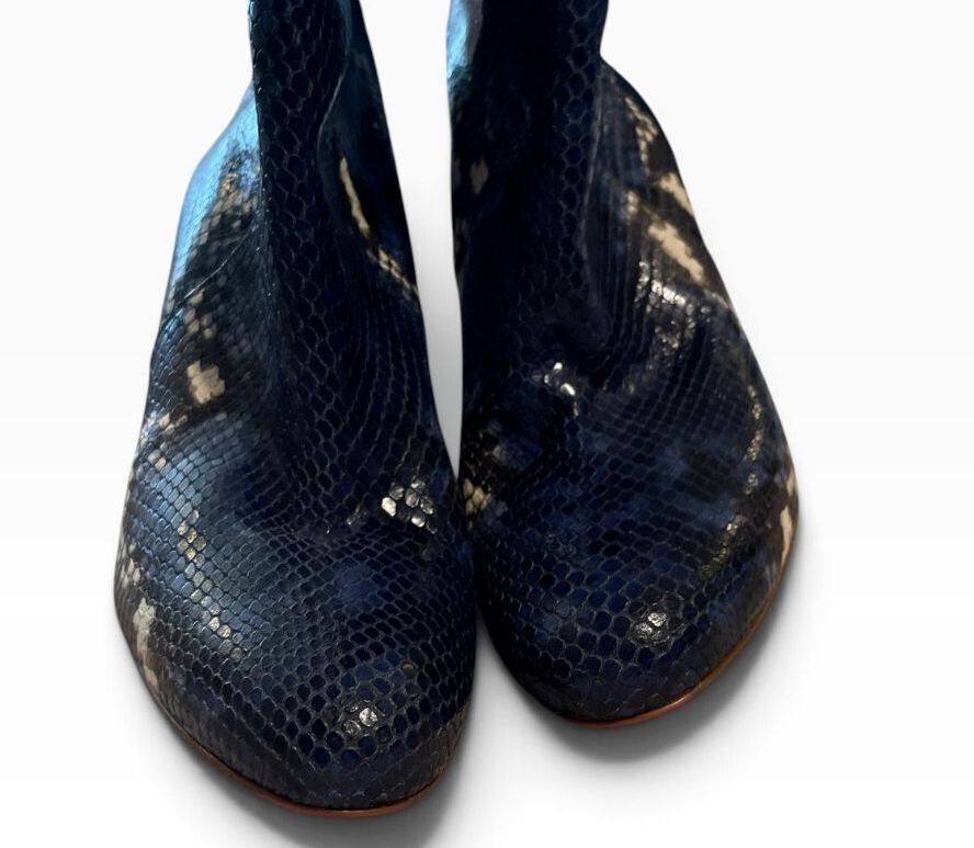 NWOB Mavette Lunari Blue Python Boots - Size 40