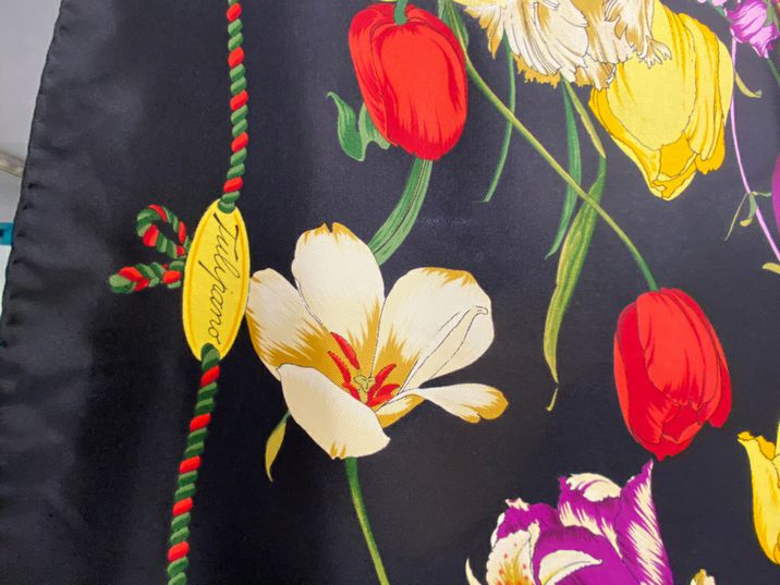 Vintage Gucci Black Floral Tulipano Silk Scarf