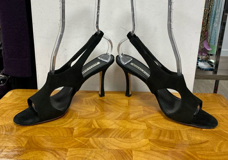 Manolo Blahnik Black Suede Slingback Heels Size 38 US 7.5/8