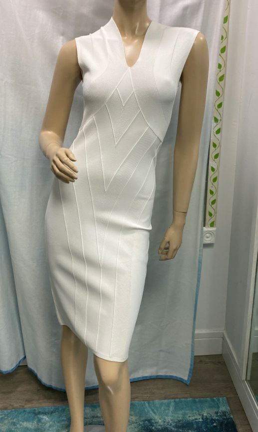 Fendi White Stretch Bodycon Dress Size 36 US 2