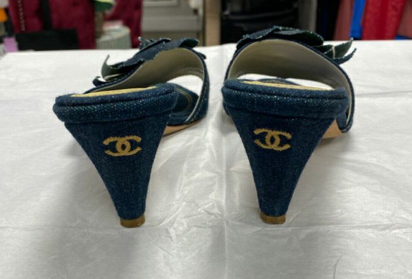 Chanel Denim Camelia Heels Size 38 (US 7.5)